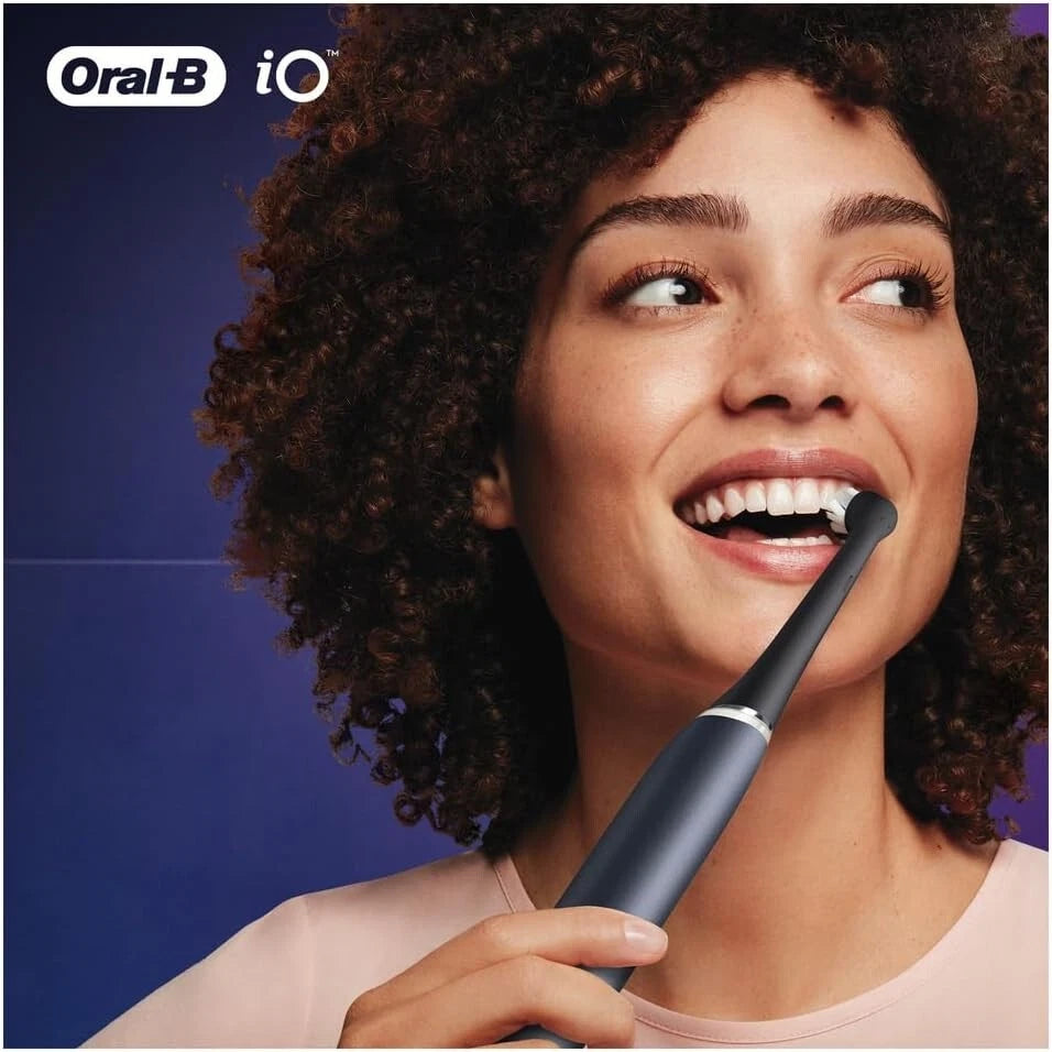 Genuine Oral-B iO Ultimate Clean Replacement Brush Heads - Black - (4 Pack)